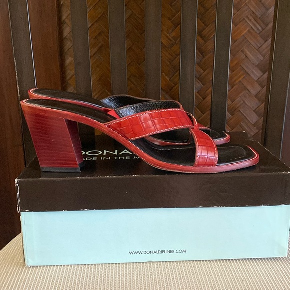 DONALD J. PLINER ***RARE*** “Viru” Red Kogi 11M - Picture 2 of 8